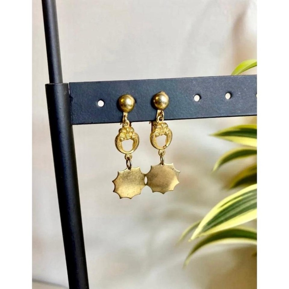 Retro Gold Suburst Clip On‎ Earrings